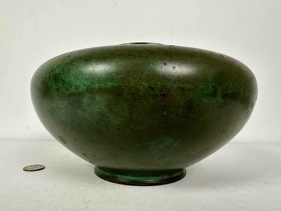 Vintage Signed Japanese Bronze Vase 9'W X 6'H [Photo 3]