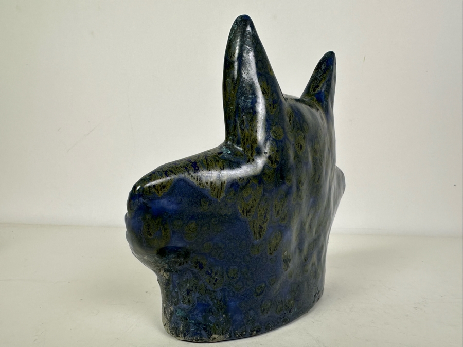 Vintage Mid-Century Modern Pottery Cat Figurine Signed Z 9'W X 7'H [Photo 5]
