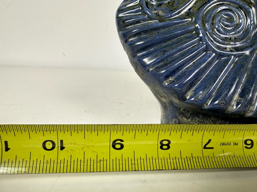 Vintage Mid-Century Modern Pottery Cat Figurine Signed Z 9'W X 7'H [Photo 8]