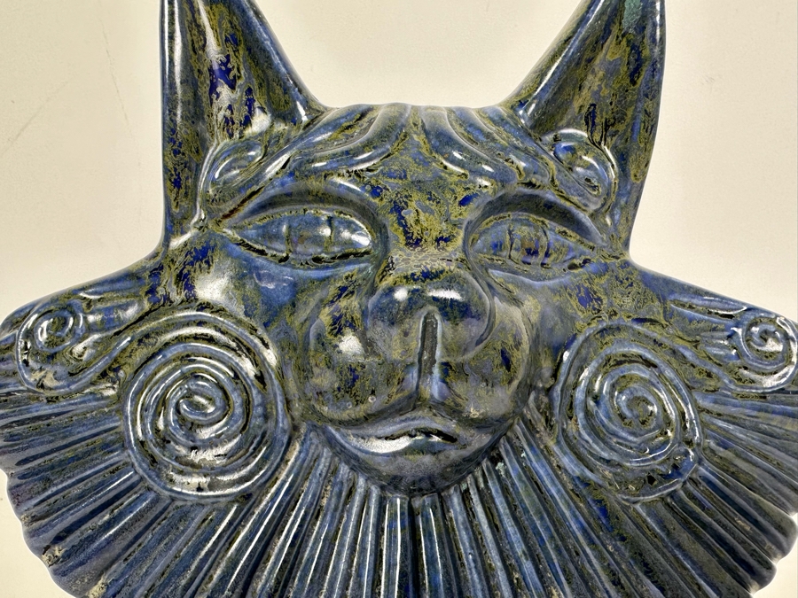 Vintage Mid-Century Modern Pottery Cat Figurine Signed Z 9'W X 7'H [Photo 2]