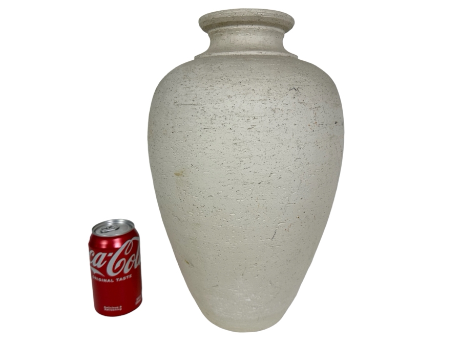 Vintage MCM Flavia Montelupo Italy White Textured Vase 15.5'H [Photo 1]