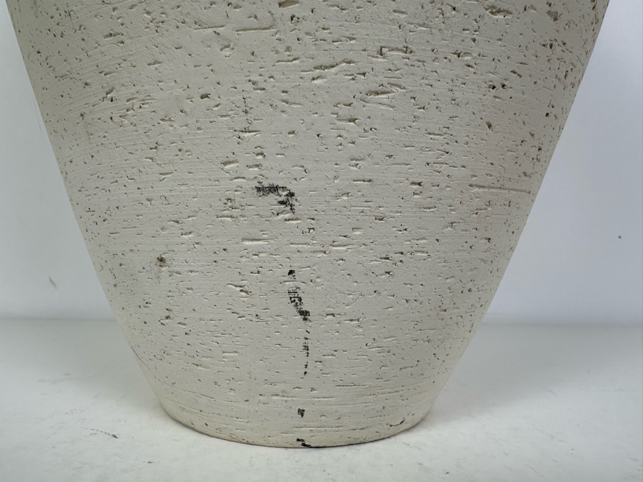 Vintage MCM Flavia Montelupo Italy White Textured Vase 15.5'H [Photo 5]