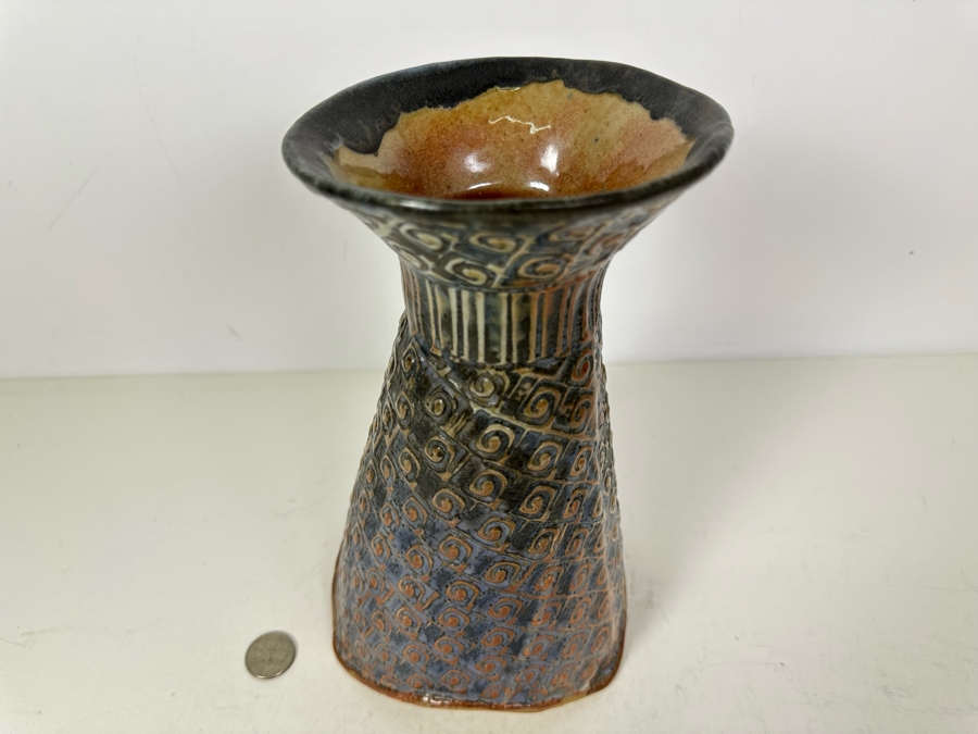 Vintage Art Pottery Vase 10'H [Photo 2]