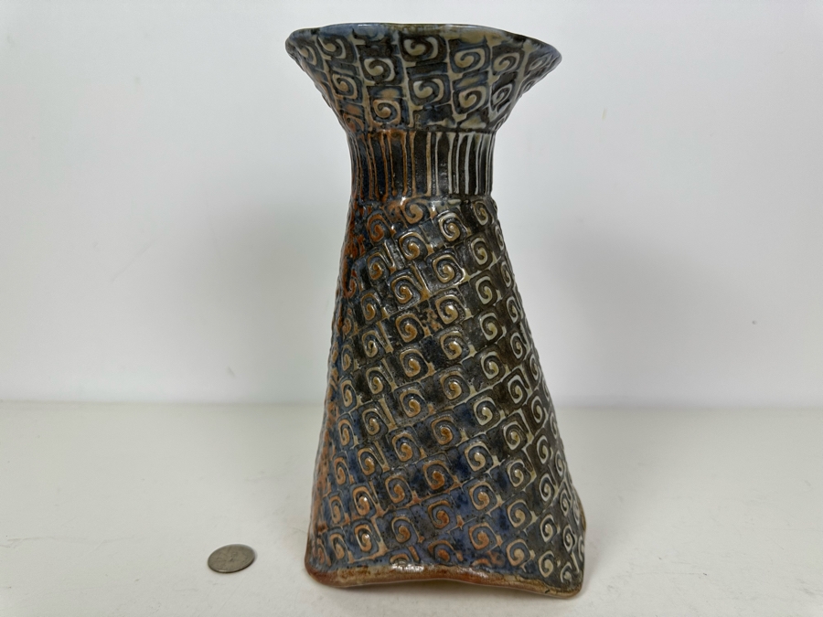 Vintage Art Pottery Vase 10'H [Photo 3]