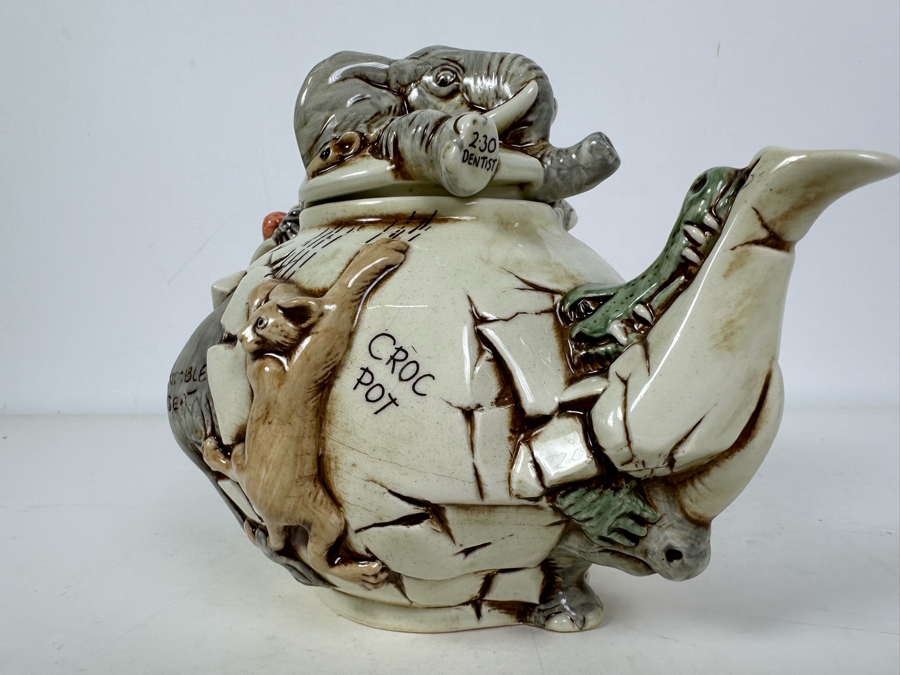 Limited Edition Cardew Design & Harmony Kingdom Teapot Signed & Numbered 813 Of 3,850 7'H [Photo 3]