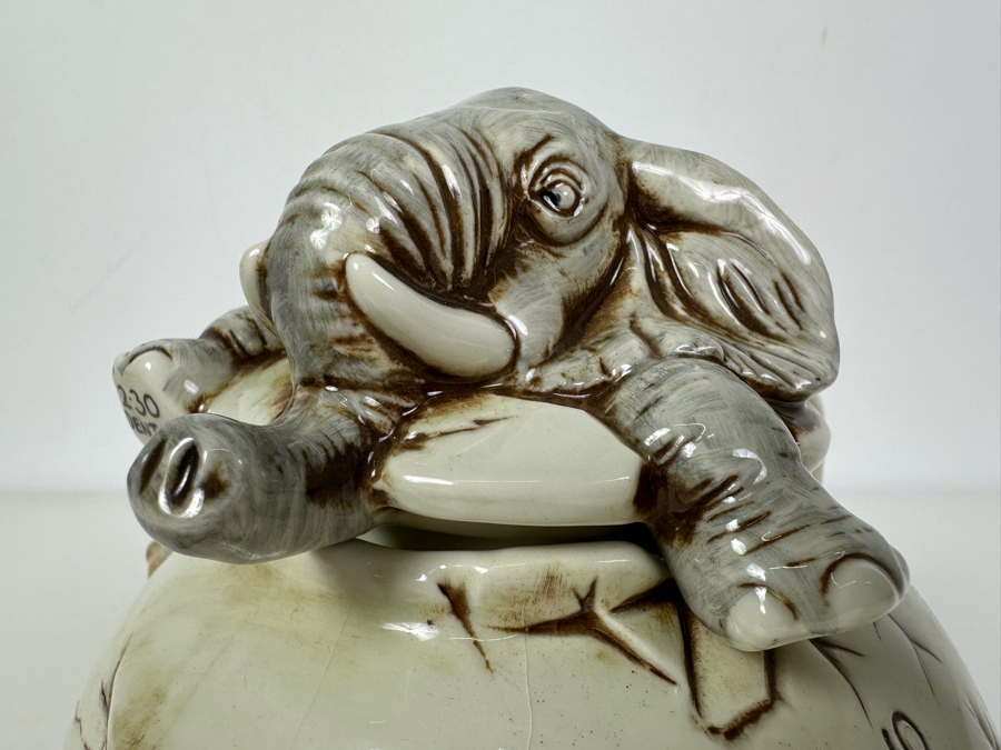 Limited Edition Cardew Design & Harmony Kingdom Teapot Signed & Numbered 813 Of 3,850 7'H [Photo 10]