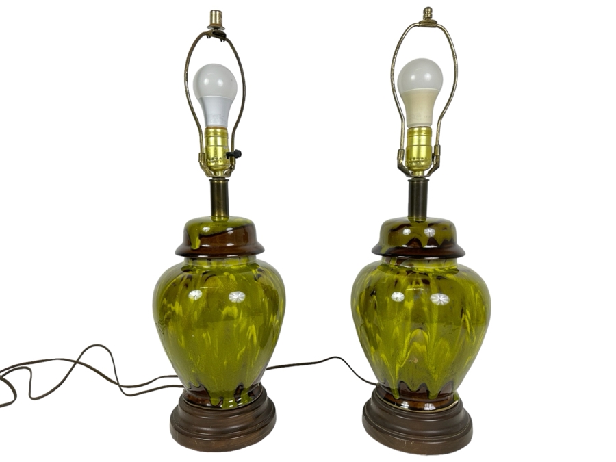 Pair Of Vintage Glazed Ceramic Pottery Table Lamps 22'H No Shades