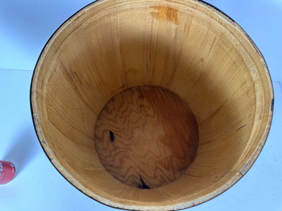Vintage Round Wooden Barrel With Lid 13'R X 16'H [Photo 5]