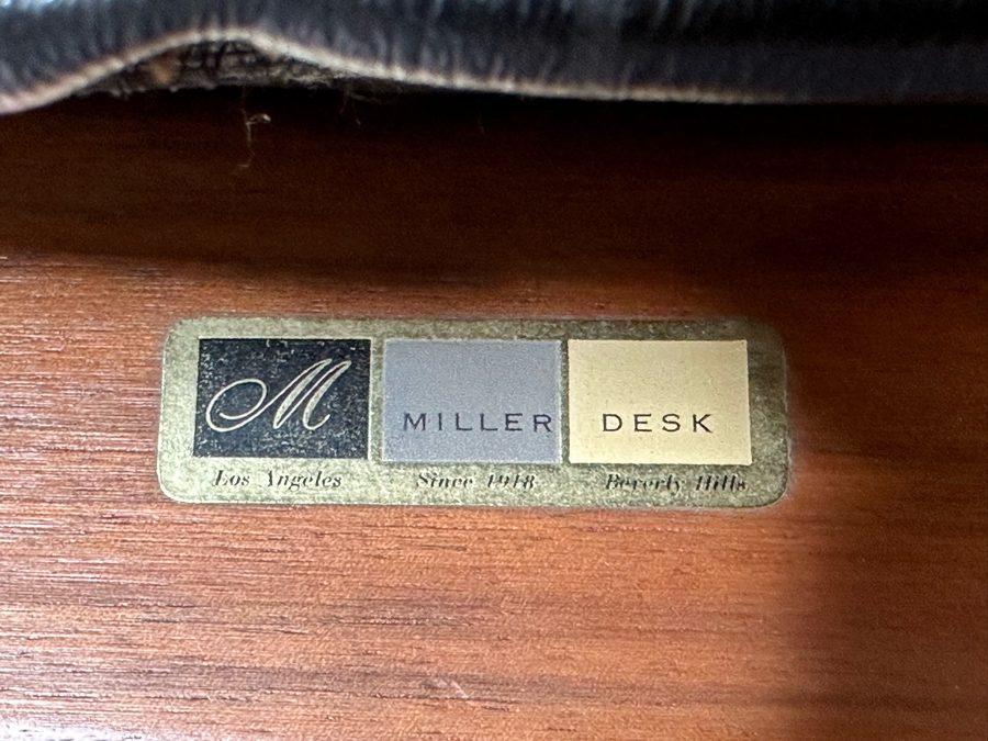 Mid-Century Modern Chair With Miller Desk Tag 25'W X 24'D X 29'H [Photo 9]