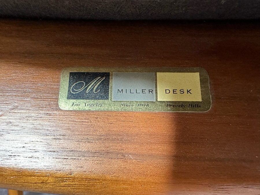 Mid-Century Modern Chair With Miller Desk Tag 25'W X 24'D X 29'H [Photo 11]