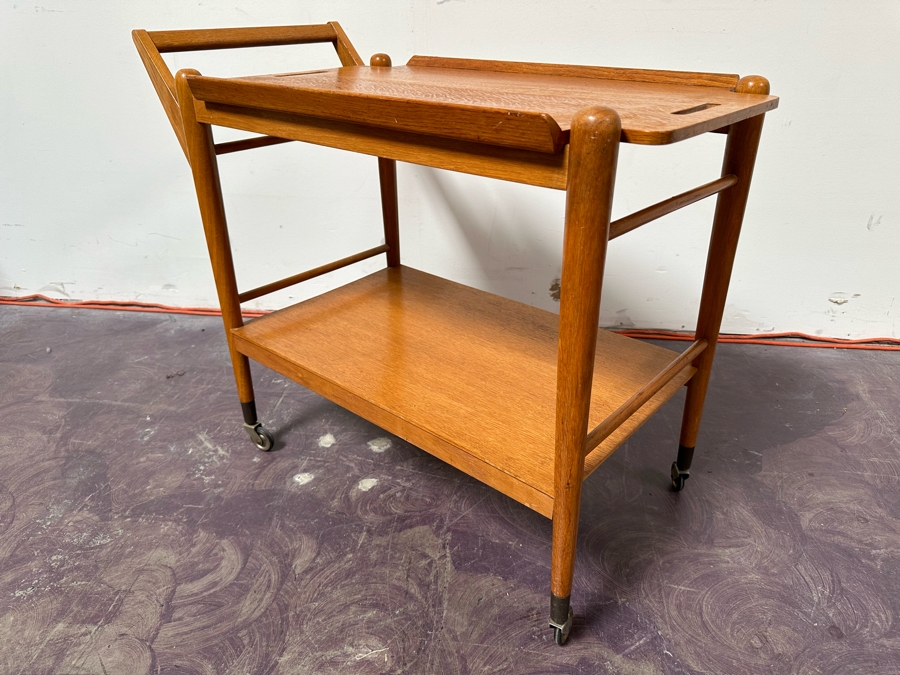 Vintage MCM Danish Modern Oak Bar Cart Trolley With Casters And Removable Serving Tray 32'W X 17'D X 28'H [Photo 2]