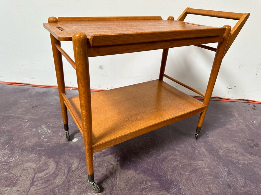 Vintage MCM Danish Modern Oak Bar Cart Trolley With Casters And Removable Serving Tray 32'W X 17'D X 28'H [Photo 5]