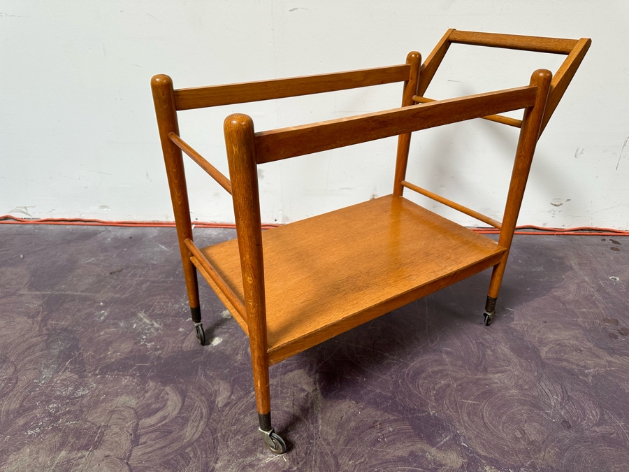 Vintage MCM Danish Modern Oak Bar Cart Trolley With Casters And Removable Serving Tray 32'W X 17'D X 28'H [Photo 7]