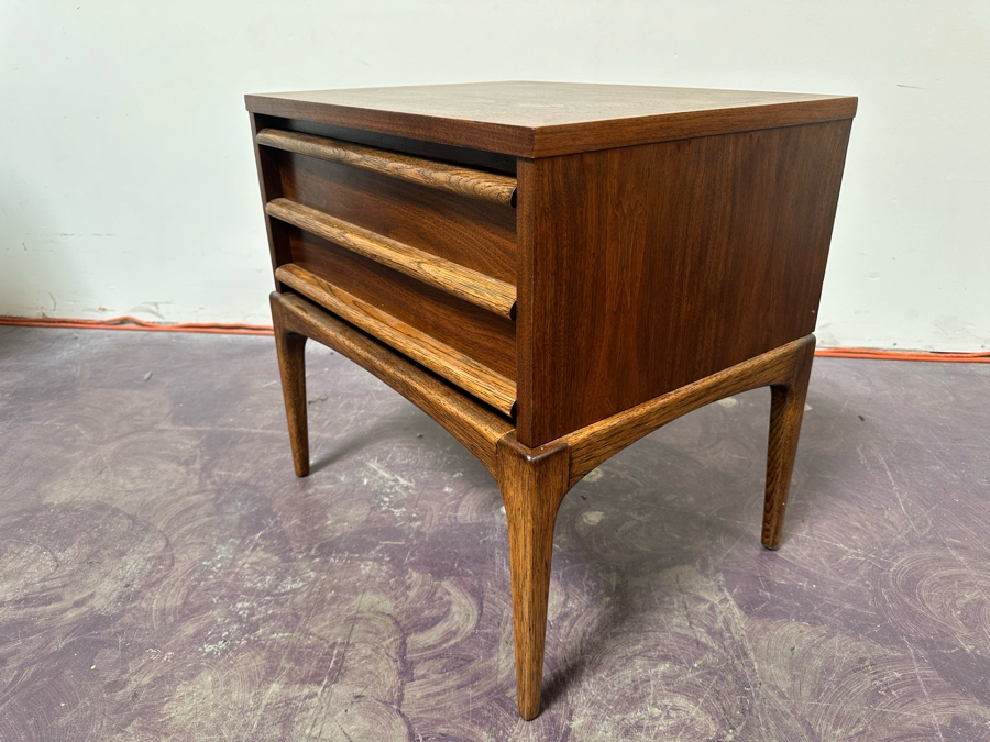Mid-Century Modern Lane Furniture End Table With Single Drawer 22'W X 17'D X 22'H [Photo 6]