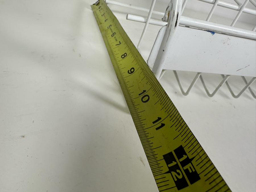 White Metal 3-Tier Magazine Vinyl Record Rack 26'W X 10'D X 17'H [Photo 5]