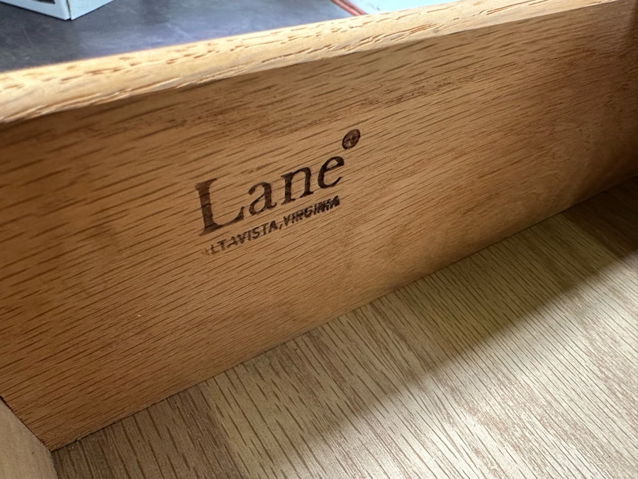 Mid-Century Modern Lane Furniture End Table 28'W X 27.5'D X 20'H [Photo 5]