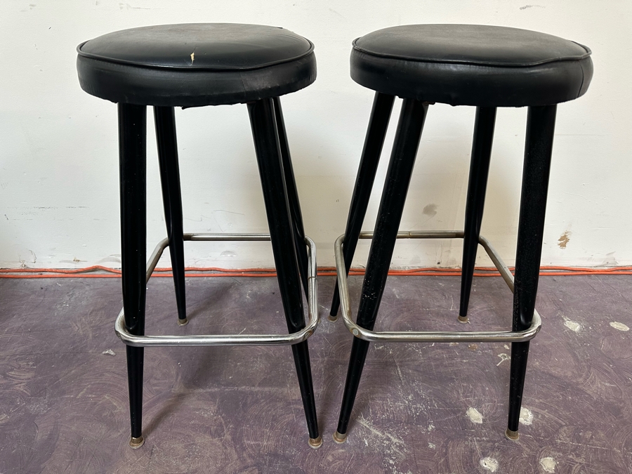 Pair Of Mid-Century Metal Barstools 29'H [Photo 2]