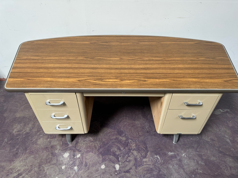 Rare Original 1960s Mid-Century Modern 'Fan Top' Curved Back Tanker Desk By All-Steel Equipment Inc In Great Condition 83'W X 39'D X 29.5'H [Photo 6]