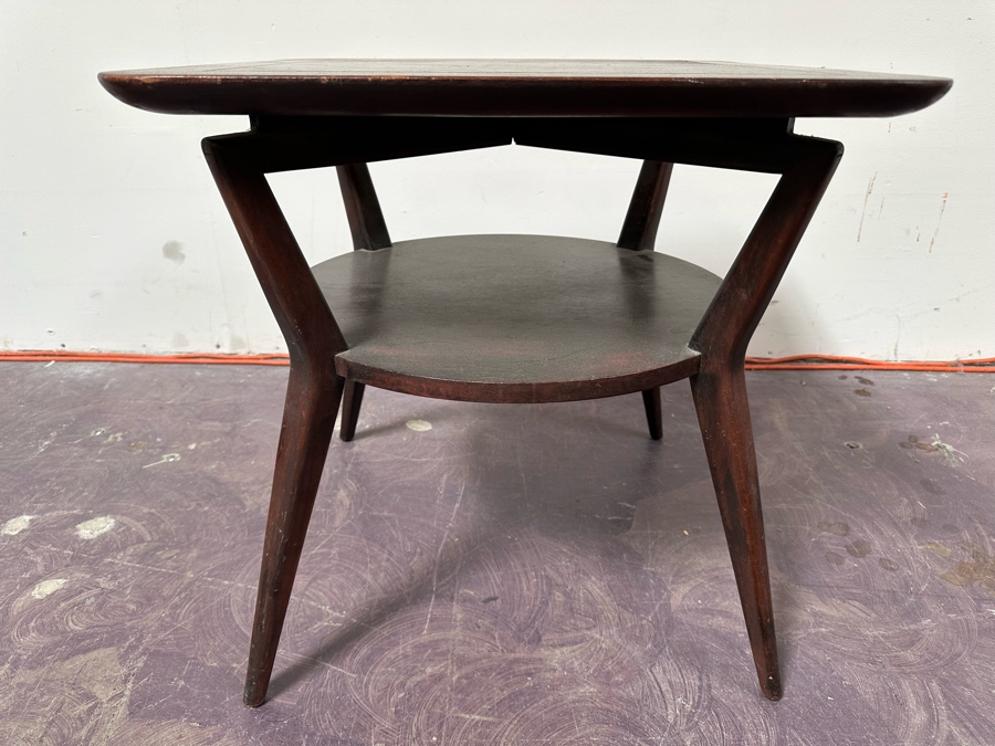 Vintage Mid-Century Modern Atomic Wooden Side Table By Weiman Tables Heirloom 295-2480 22'W X 22'D X 22'H [Photo 3]