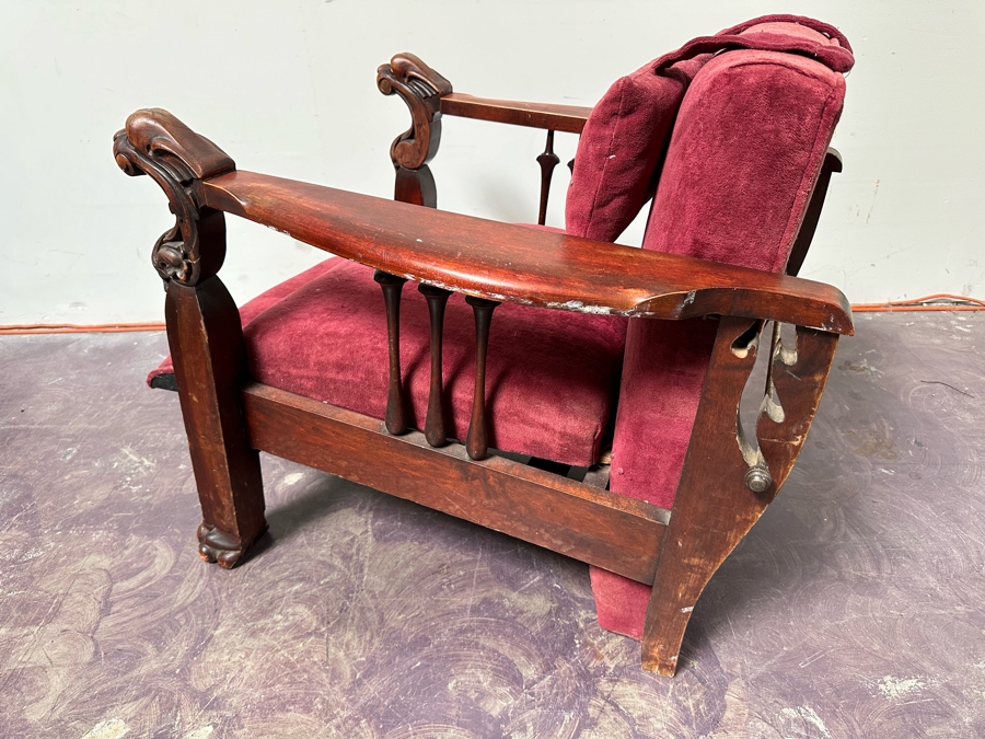 Streit Morris Chair Reclining With Foot Rest Patented 1901 With Original Tag 31”W X 35”D X 29”H [Photo 16]