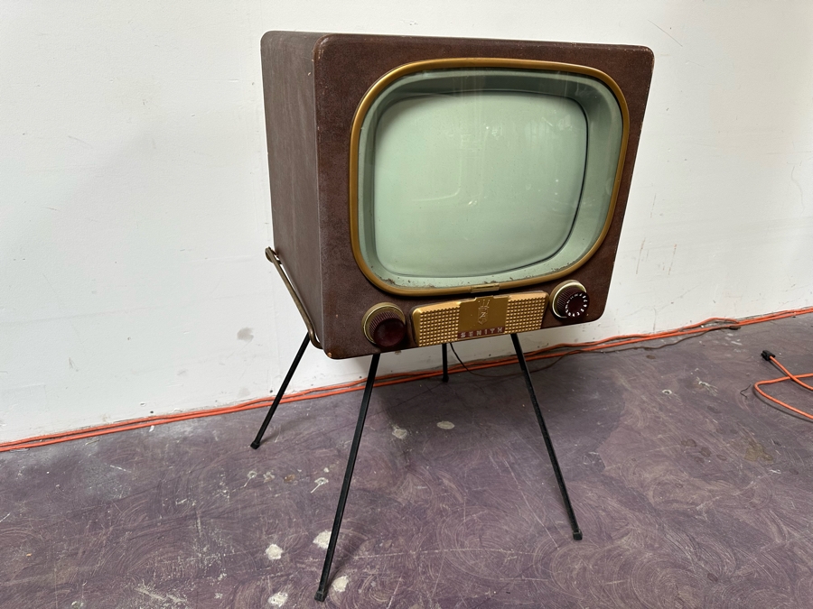Retro Zenith Tube Television TV With Metal Stand For Display Only (Not Working) 21”W X 20”D X 18.5”H Stand Measures 18”H [Photo 9]