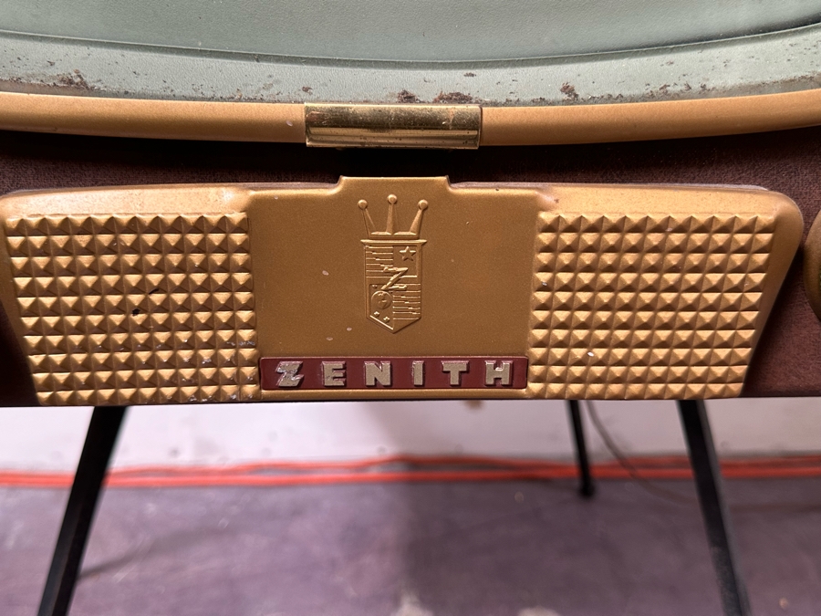 Retro Zenith Tube Television TV With Metal Stand For Display Only (Not Working) 21”W X 20”D X 18.5”H Stand Measures 18”H [Photo 5]