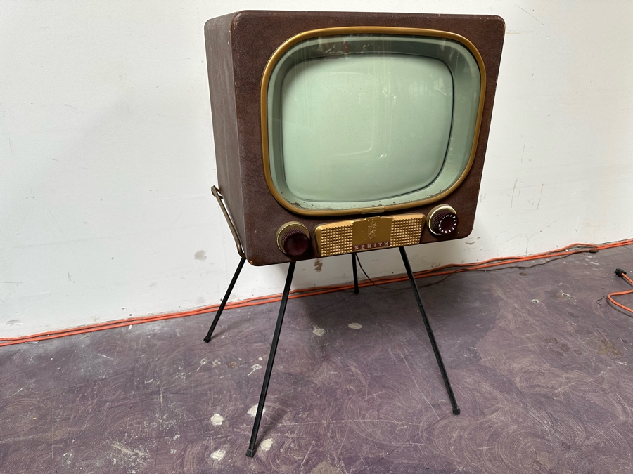 Retro Zenith Tube Television TV With Metal Stand For Display Only (Not Working) 21”W X 20”D X 18.5”H Stand Measures 18”H [Photo 8]