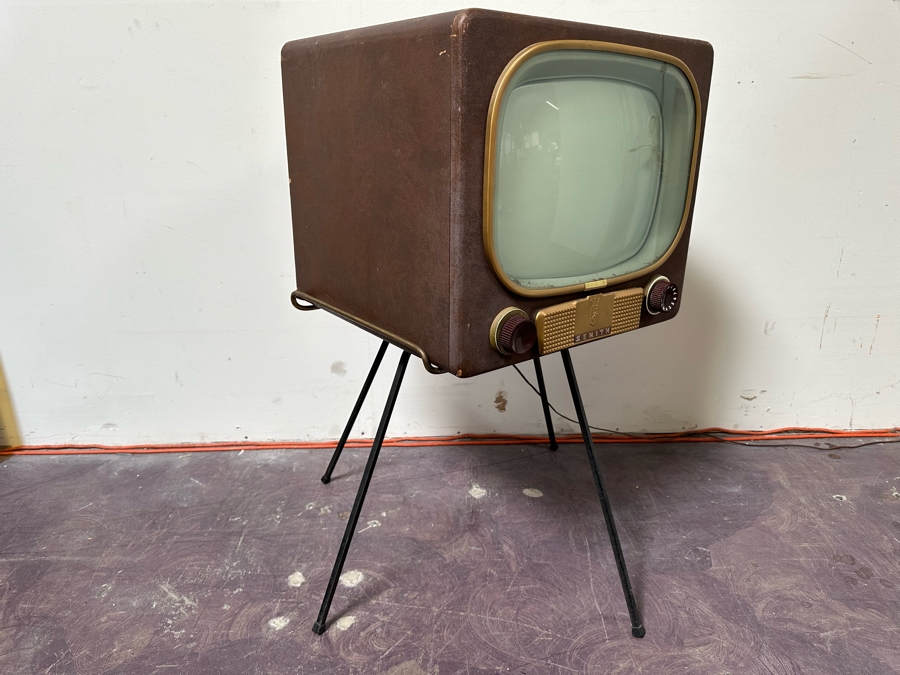 Retro Zenith Tube Television TV With Metal Stand For Display Only (Not Working) 21”W X 20”D X 18.5”H Stand Measures 18”H [Photo 10]