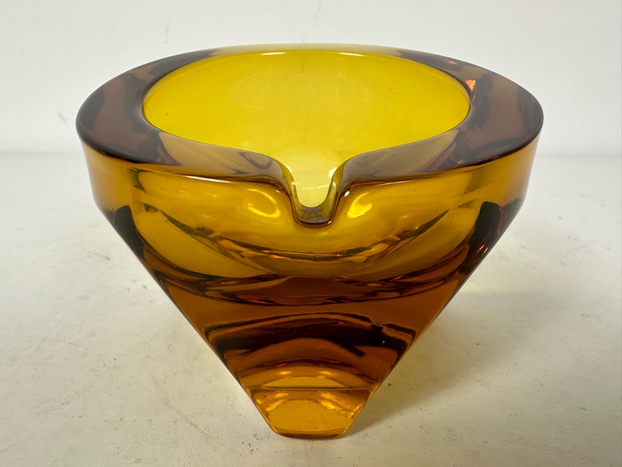 Vintage Mid-Century Amber Glass Ashtray 4'W X 2.5'H [Photo 4]