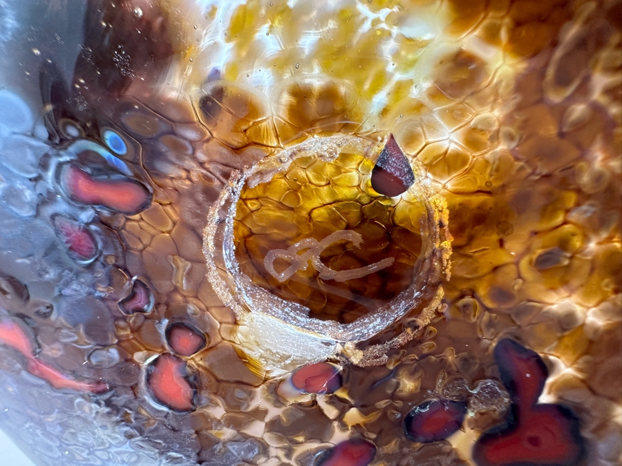 Vintage Artist Signed Art Glass Bird Figurine 5.5'W X 3'H [Photo 9]