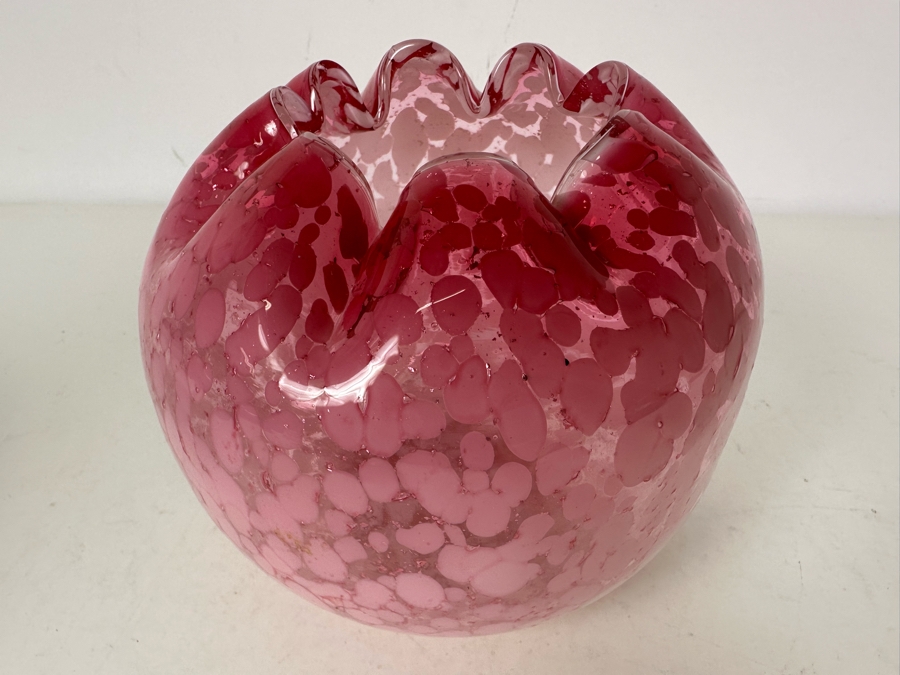 Vintage Pink Art Glass Rose Bowl 6'W X 5.5'H [Photo 5]