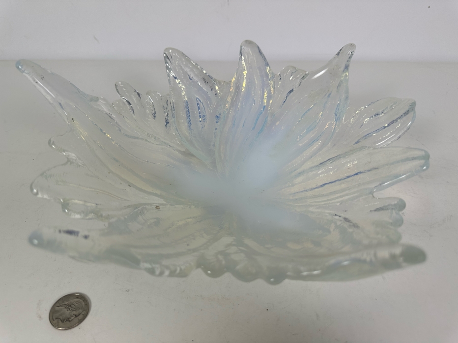 Vintage Opalescent Glass Centerpiece Bowl 11'W X 5'H [Photo 3]