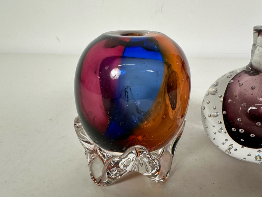 Pair Of Vintage Art Glass Perfume Bottles 4.5'H & 5.25'H [Photo 5]