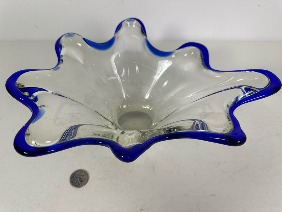 Art Glass Centerpiece Bowl 12'W X 4.5'H [Photo 2]