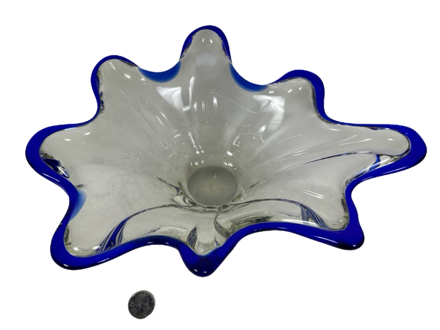 Art Glass Centerpiece Bowl 12'W X 4.5'H [Photo 1]