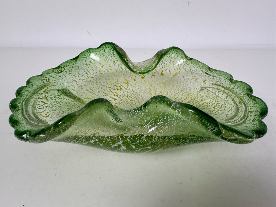 Vintage Italian Murano Glass Green With Gold Centerpiece Bowl 8'W X 5.5'D [Photo 5]