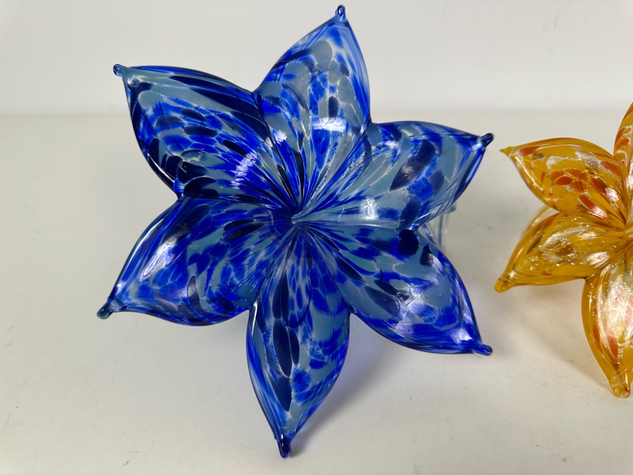 Vintage Italian Murano Glass Hand Blown Art Glass Flower Sculptures [Photo 2]