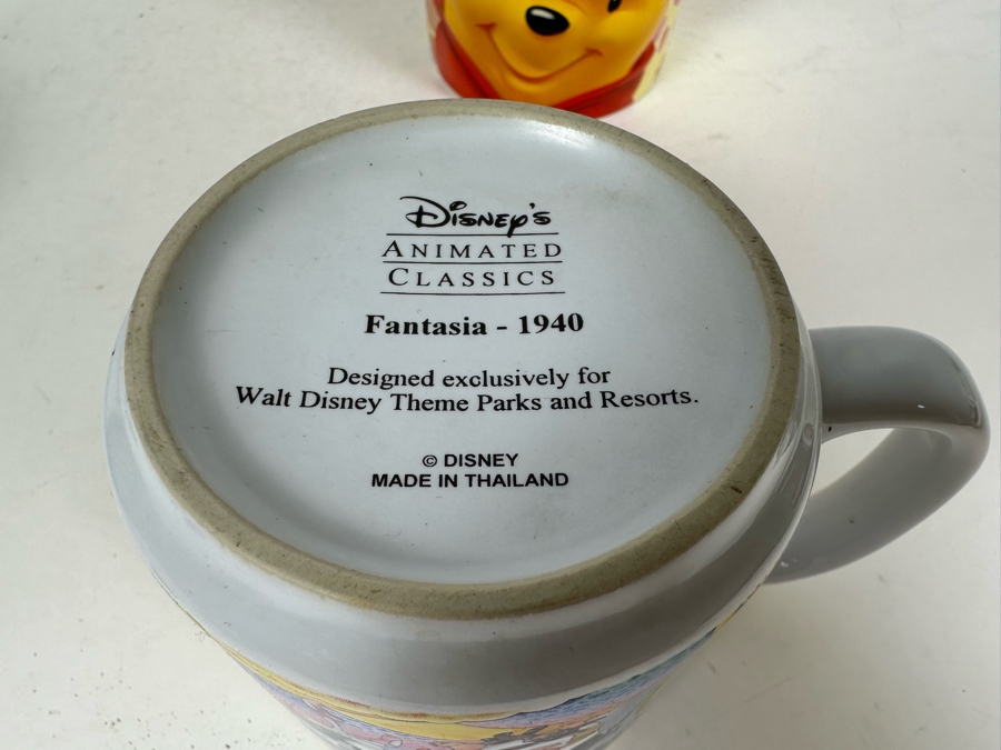 Six Walt Disney Themed Character Coffee Mugs [Photo 10]