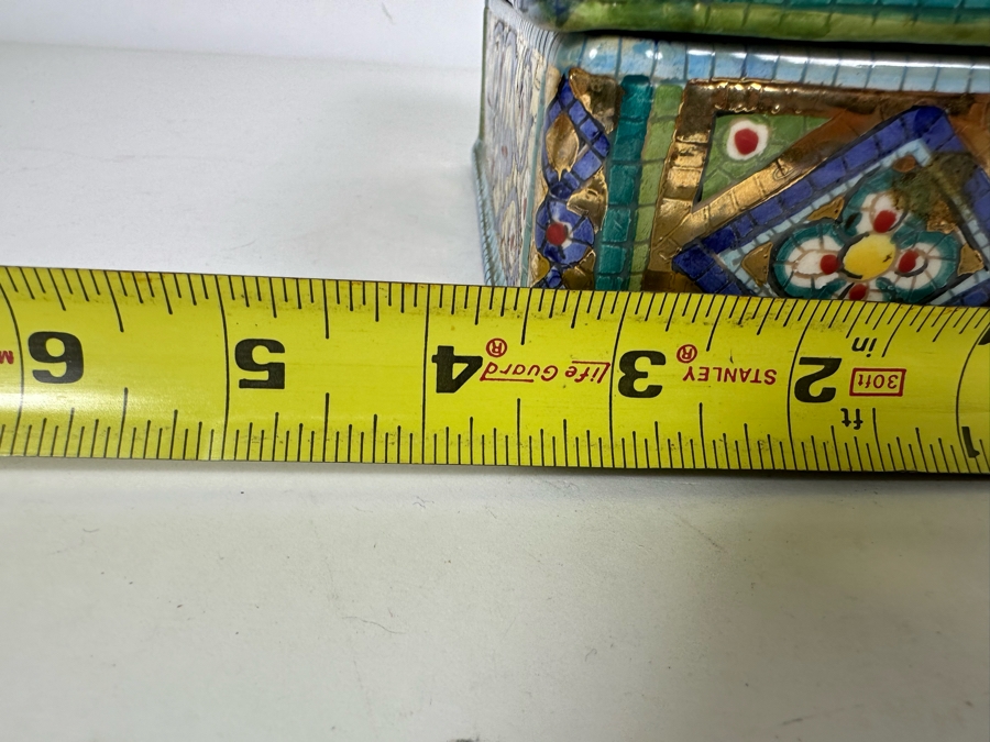 Vintage Deruta Italy Lidded Box 7'W X 3.5'D X 4'H [Photo 18]