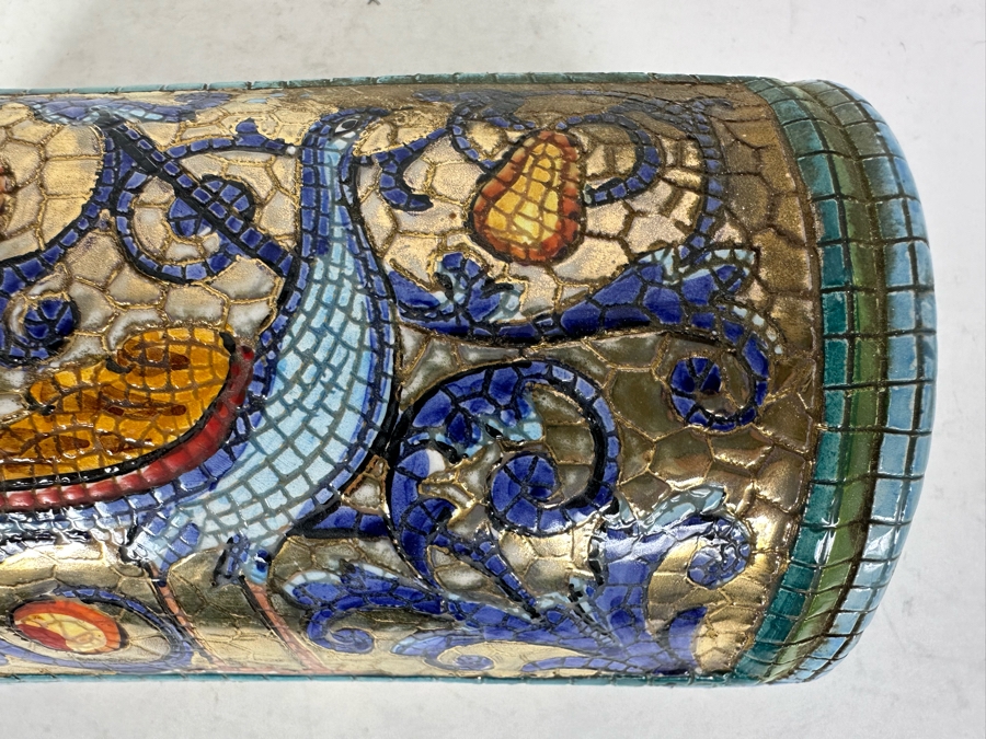 Vintage Deruta Italy Lidded Box 7'W X 3.5'D X 4'H [Photo 3]