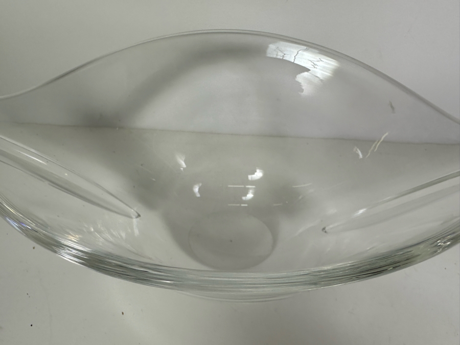 Signed Stueben Glass Centerpiece Bowl 12'W X 6.5'D X 4.5'H [Photo 4]