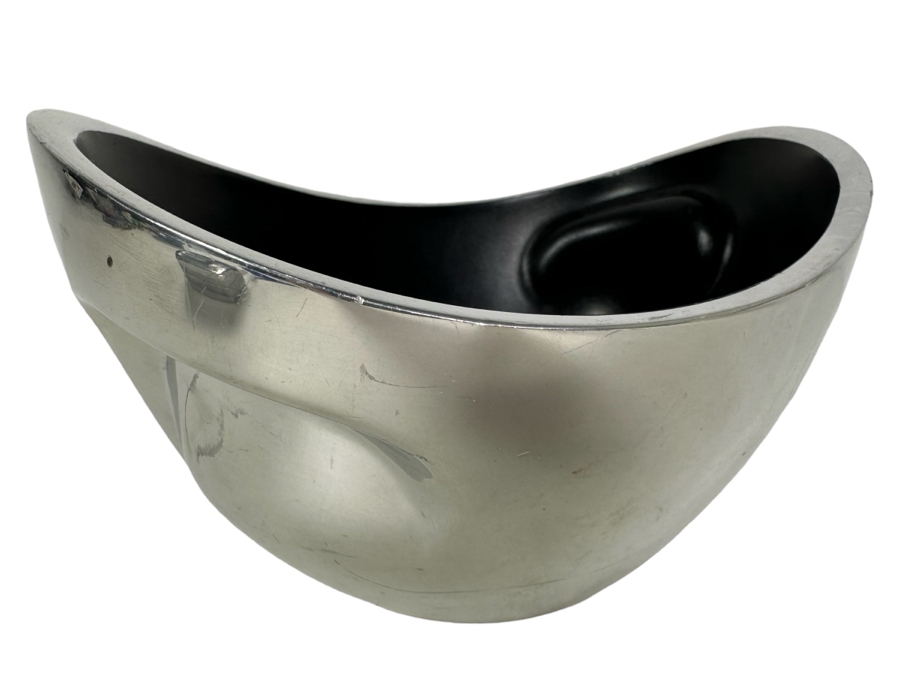 Neil Cohen For Nambe Centerpiece Bowl MT010 2008 L401 9.25'W X 6.25'D X 4.5'H [Photo 1]
