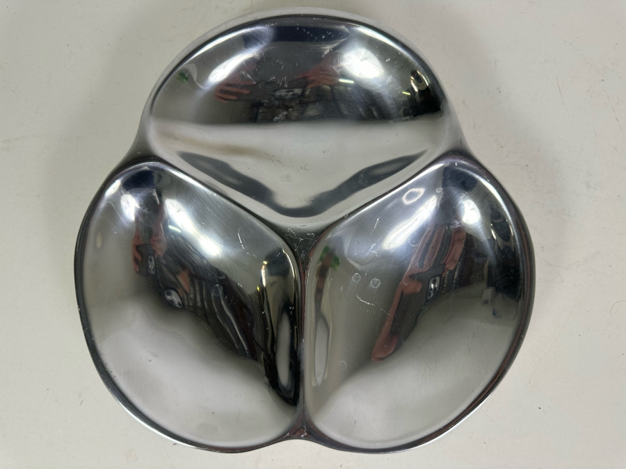 Nambe Classic Design Separated Dish 589A 11'W X 1.75'H [Photo 5]