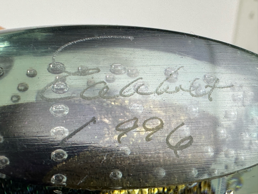 Artist Signed Art Glass Sculpture Paperweight 5.5'W X 5'H [Photo 10]