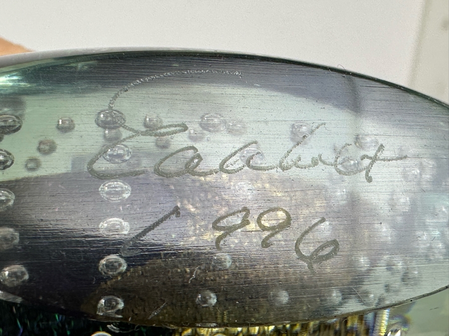 Artist Signed Art Glass Sculpture Paperweight 5.5'W X 5'H [Photo 11]