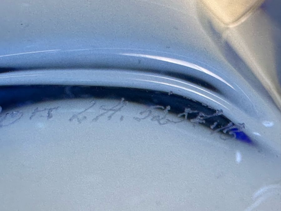 Signed Orrefors Lars Hellsten Lotus Blue Glass 4 Petal Bowl [Photo 6]