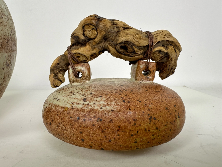 Signed Studio Pottery Jar With Lid And Driftwood Handle 9.5'H [Photo 5]