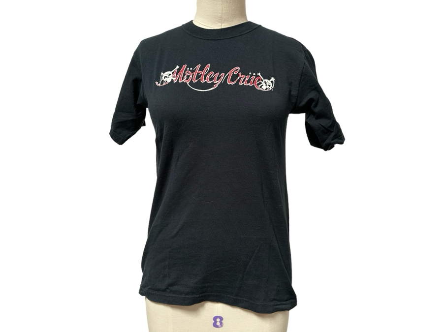 Vintage Motley Crue Rock T-Shirt Youth Size L [Photo 1]
