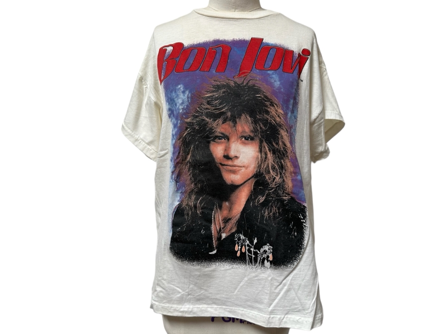 Vintage Bon Jovi Slippery When Wet Rock T-Shirt Women's One Size Fits All [Photo 2]