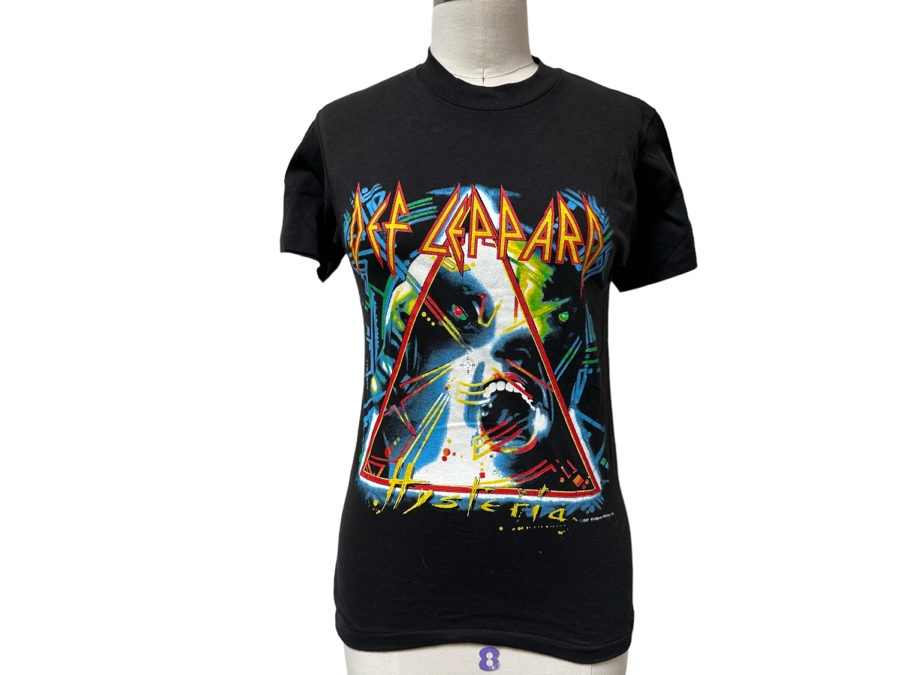 Vintage 1987 Def Leppard Hysteria Rock Concert T-Shirt Women's Size M [Photo 2]